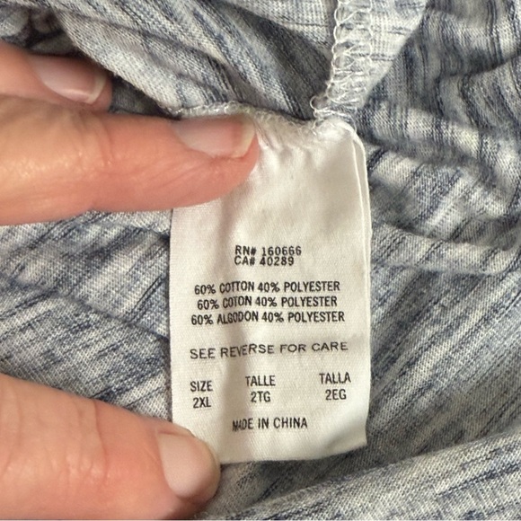 NFL Dallas Cowboys Gray Varsity Stripe Tee 2XL Women’s Fan Shirt Football - Picture 7 of 9